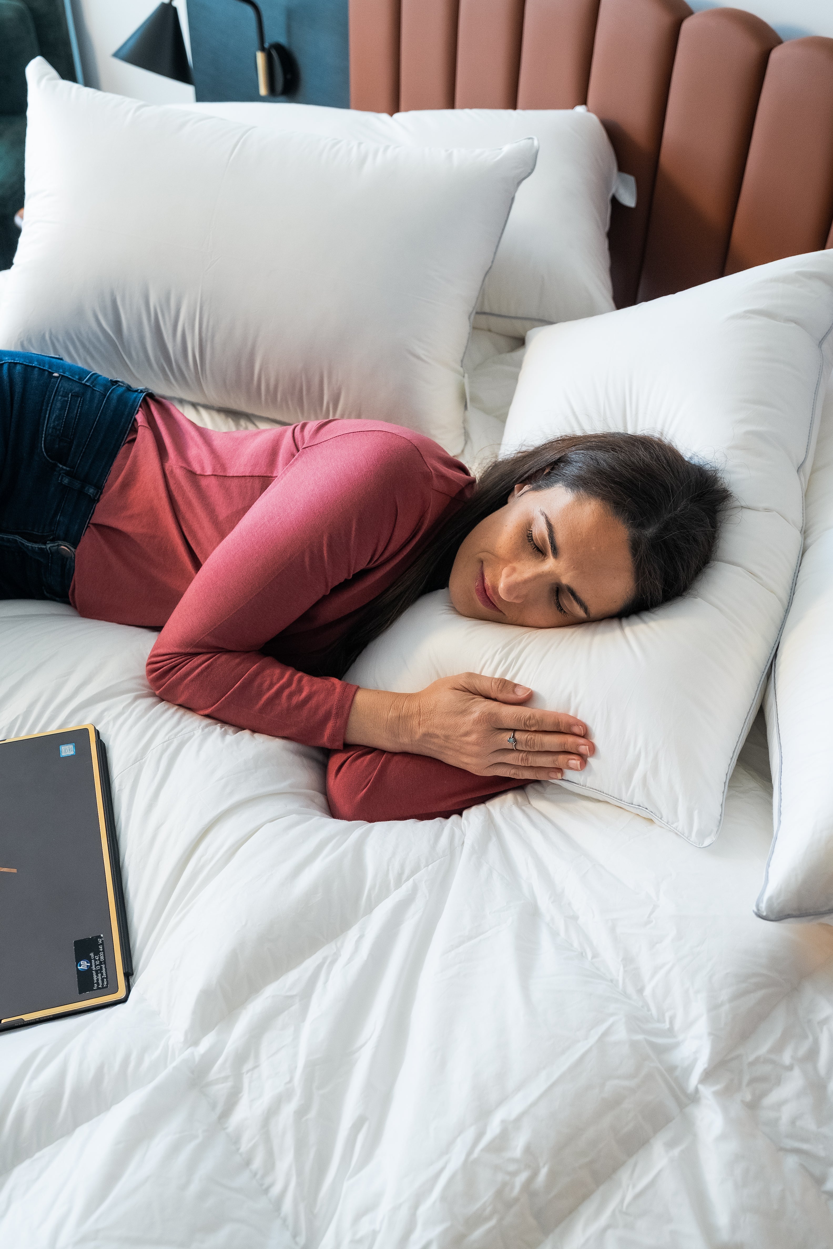 USA Standard Size Firm Density Pillow 95% White European Duck Down 700 Fill Power German Batiste TE100