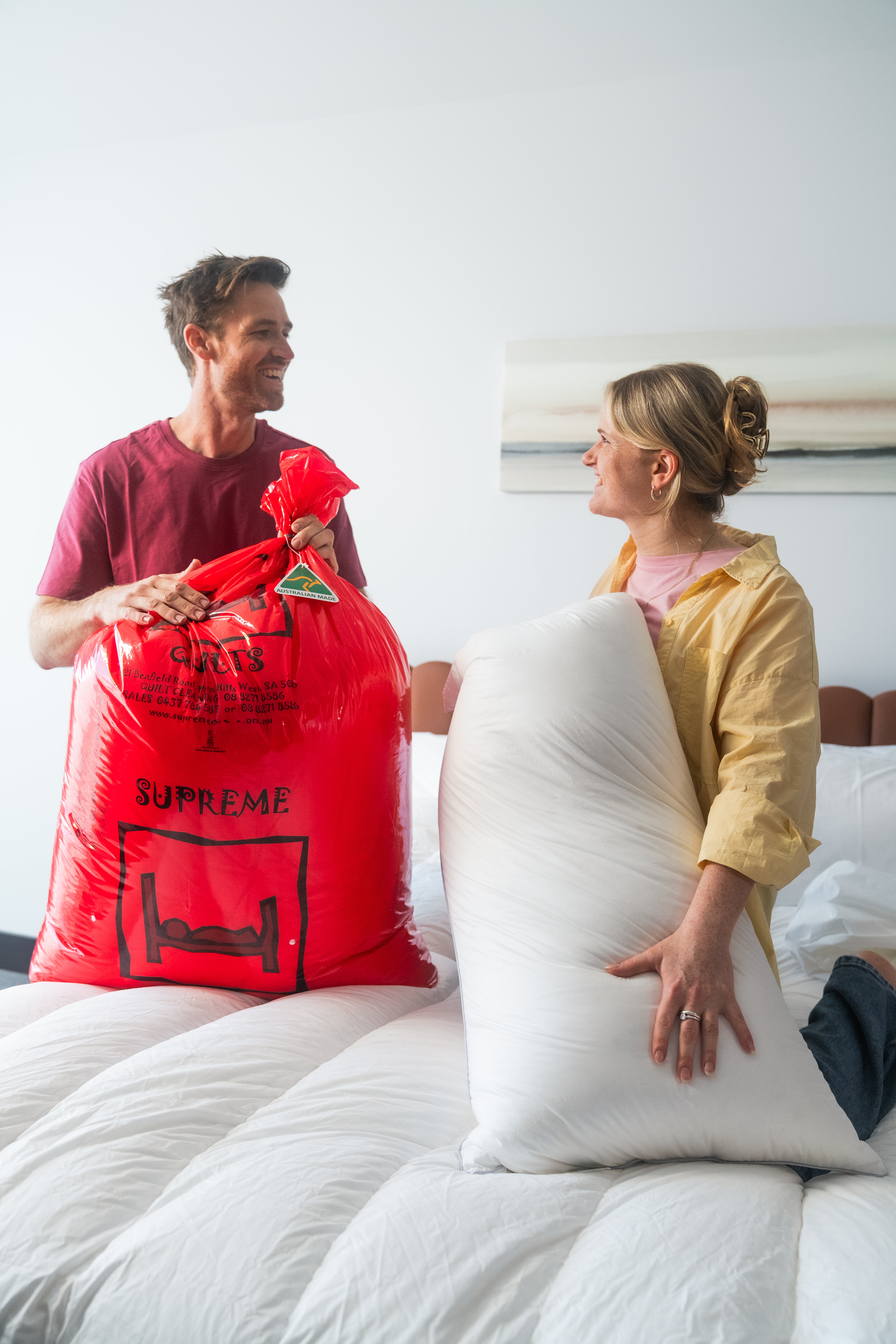 Premium goose down quilt designed for warmth, softness, and restful sleep.