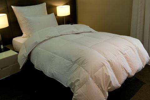 Single Bed Baffle Boxed Quilt 95% Premium Polish Goose Down 5 Blanket Warmth German Batiste TE100
