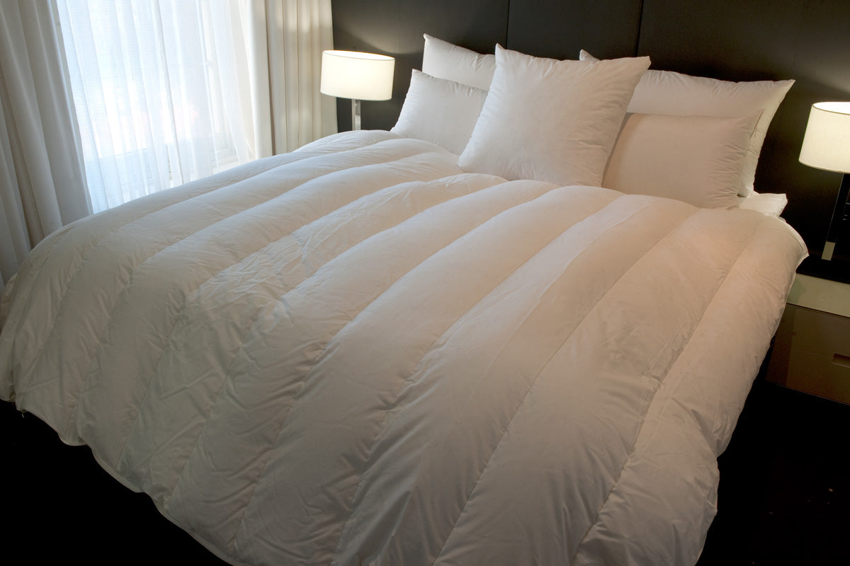His And Her Channel King Size Quilt 95% White Premium Polish Goose Down 3 And 5 Blanket Warmth German Batiste TE270